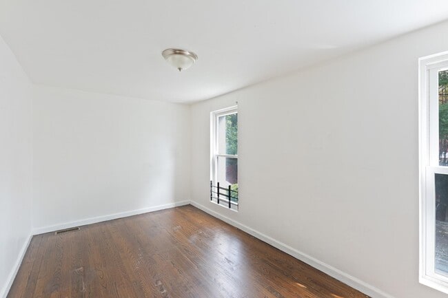 Photo - 80 Linden Ave