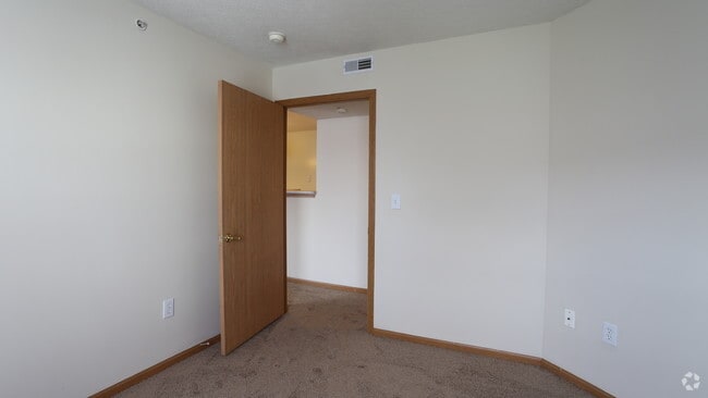 Segunda habitación - The Residences at Eastpointe Ridge