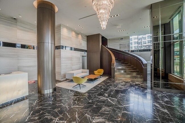 Photo - 433 Marine Dr SW Unit 703