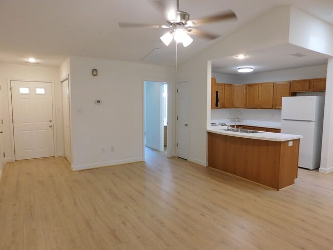 Photo - 208 Tobiano Dr