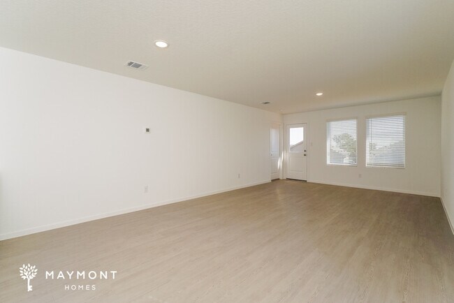 Photo - 14810 Warwick Shire