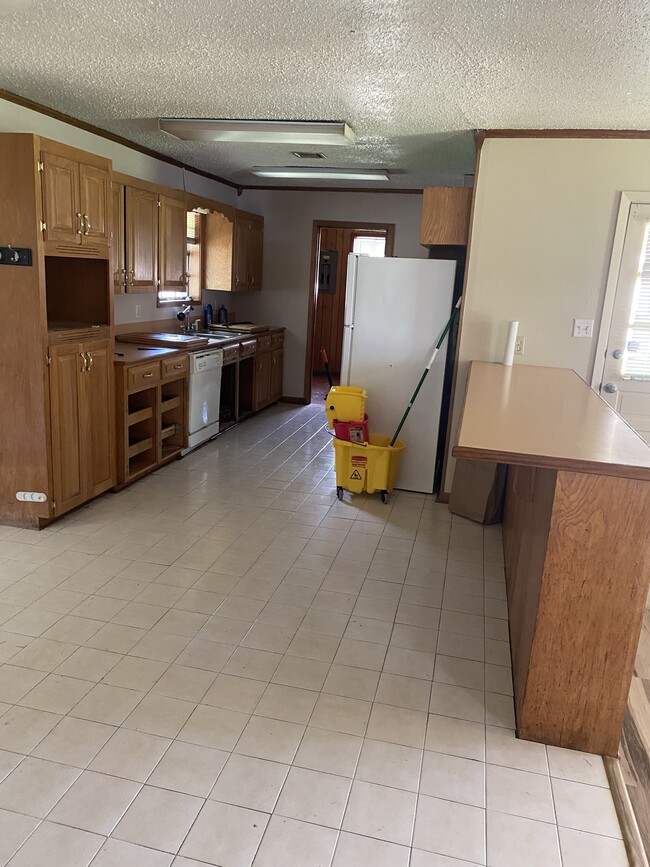 Photo - 223 Driftwood Dr