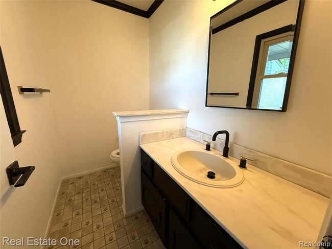 Photo - 26211 Simone St