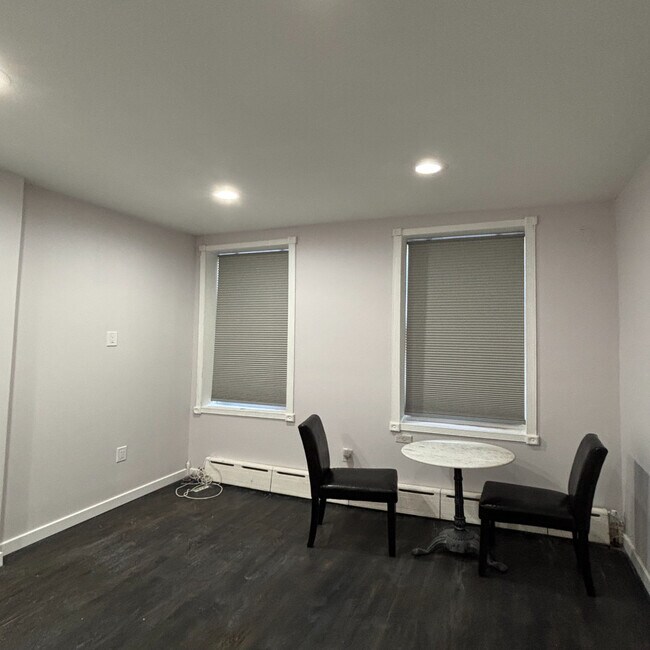 Photo - 25 Gelston Ave Unidad 1