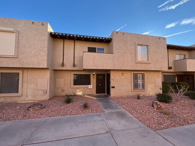 Building Photo - Don't miss the opportunity to call this co... Rental
