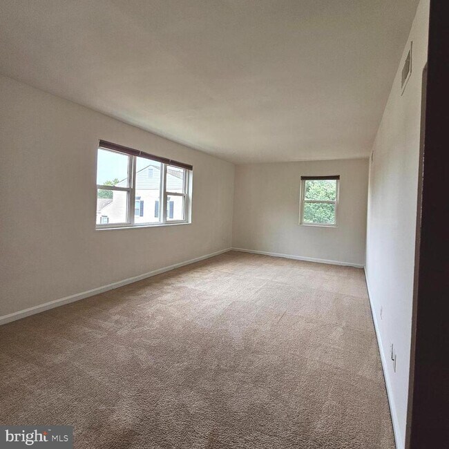 Photo - 3045 Patrick Henry Dr Unit 301
