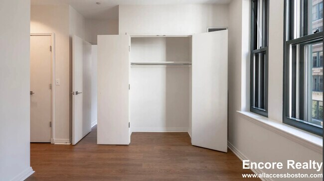 Photo - 1 India St Unit 4I