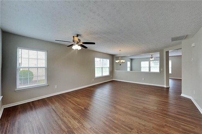 Photo - 2068 White Top Rd SE