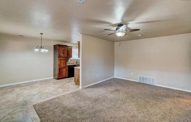 Photo - 5716 NW Cedarwood Dr