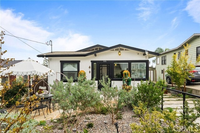 Building Photo - 3436 S Kerckhoff Ave