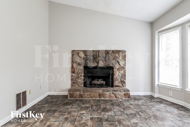 Photo - 434 Ashwood Dr