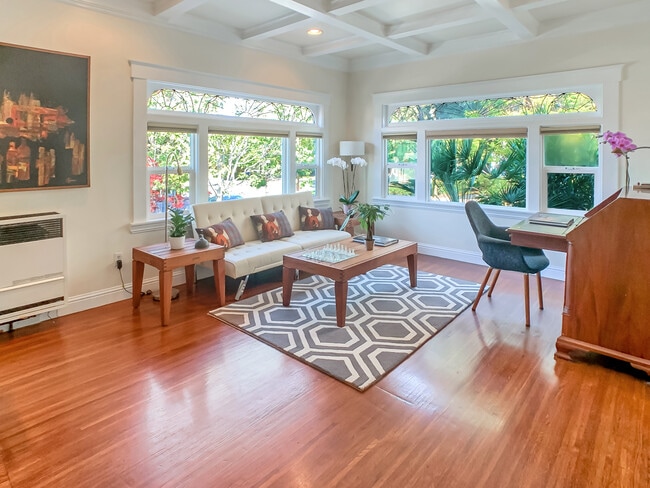 Living Room - 2410 Russell St Unit B