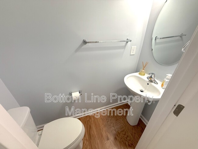 Photo - 7562 Red Mulberry Way