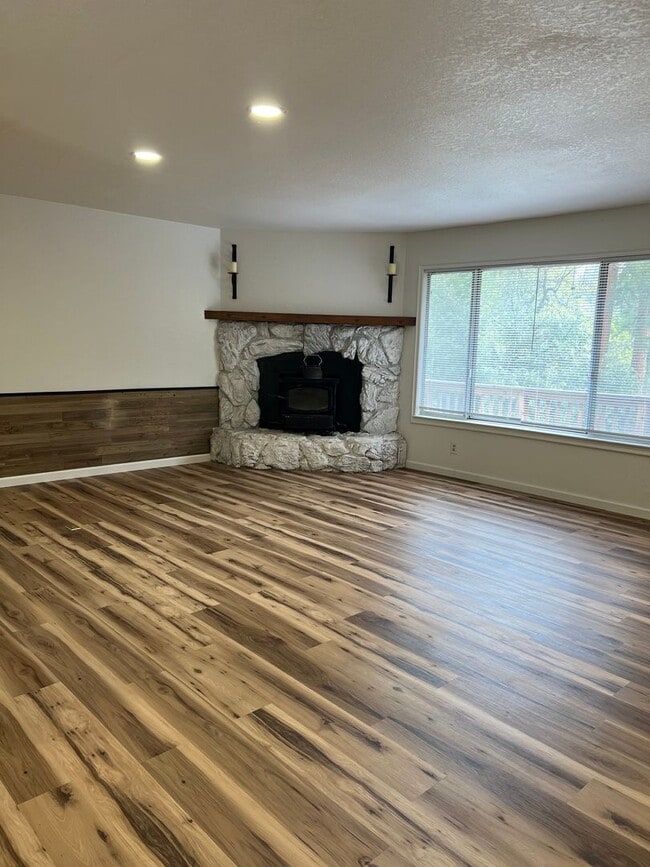 Photo - Three Bedroom Pioneer Home