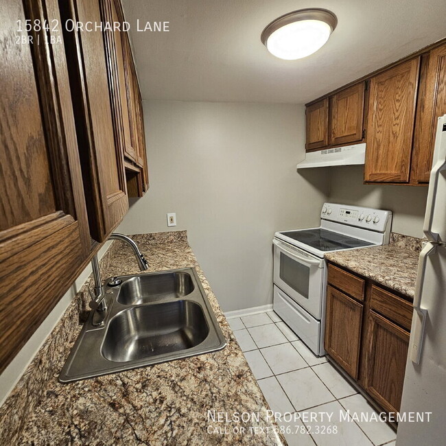 Photo - 15842 Orchard Ln