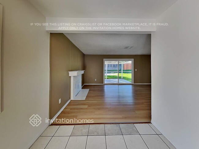 Photo - 10480 Hole Ave