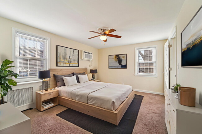 Photo - Riverview Gardens