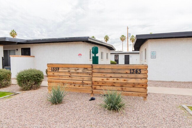 1343 W 3rd St Townhome For Rent In Tempe Az Forrent Com