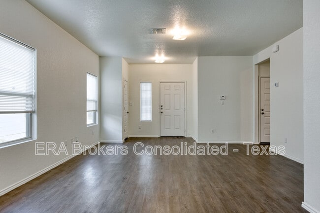 Photo - 5407 Shasta Pl