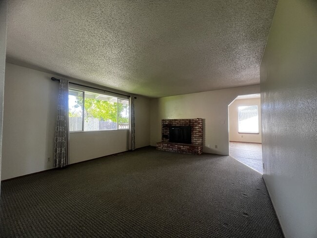 Photo - 3211 Alice Ave
