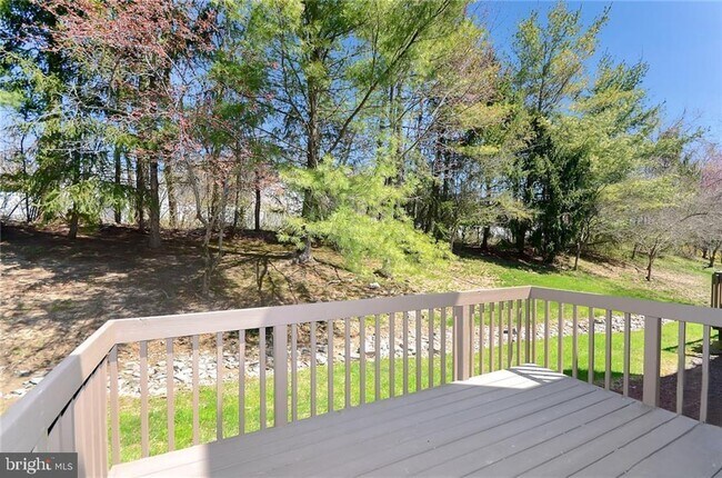 Photo - 22 Briarwood Ct