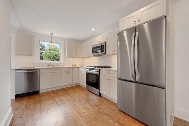 Photo - 1 Pleasant St