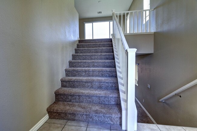 Photo - 7226 Regent Pond St