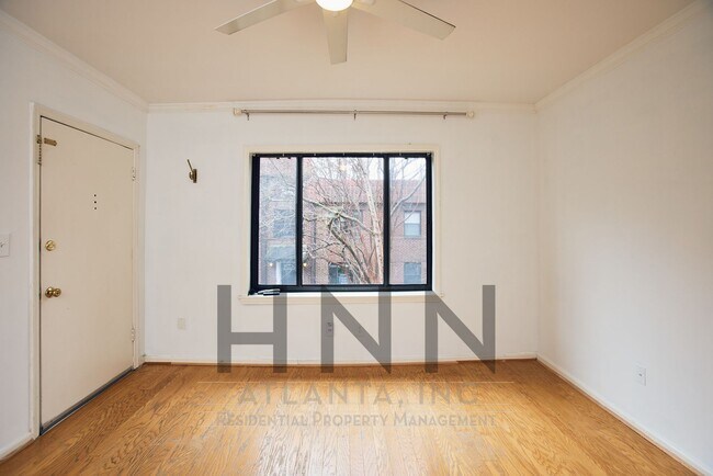 706 Argonne Ave NE Unit 4