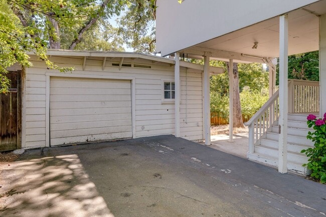 Photo - Private 2-Bedroom Fair Oaks Duplex with Gated Driveway & Garage!