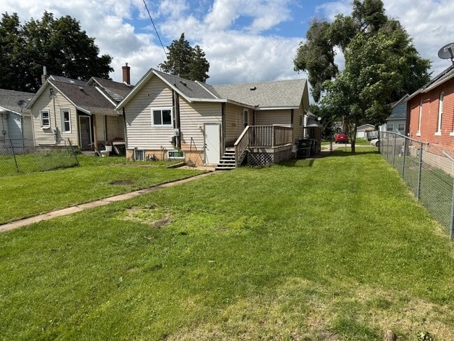 Photo - 419 5th Ave N