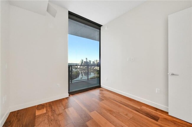 Photo - 44 East Ave Unit 2404