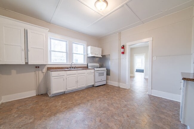 Photo - 426 W Peach St Unit Apt 1