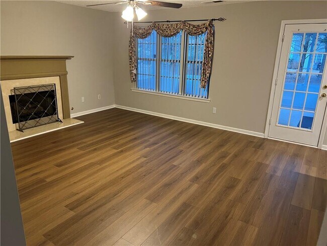 Photo - 6535 Glen Pond Trce