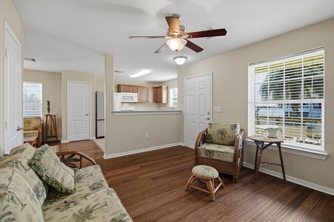 Building Photo - 1618 Bayou Shore Dr