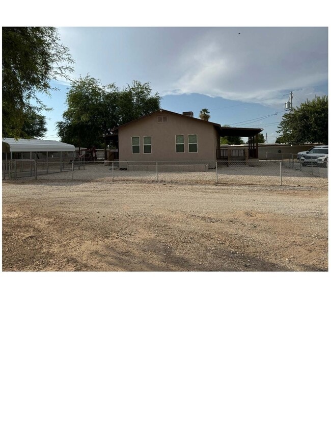View of house - 2640 W 5th St