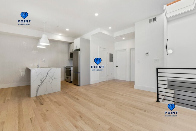 Photo - 86 Chelsea St Unidad 4