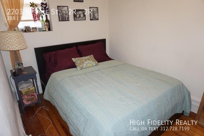 Photo - 2203 W Erie St Unit 2R