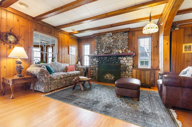 Photo - 29 W Shore Dr