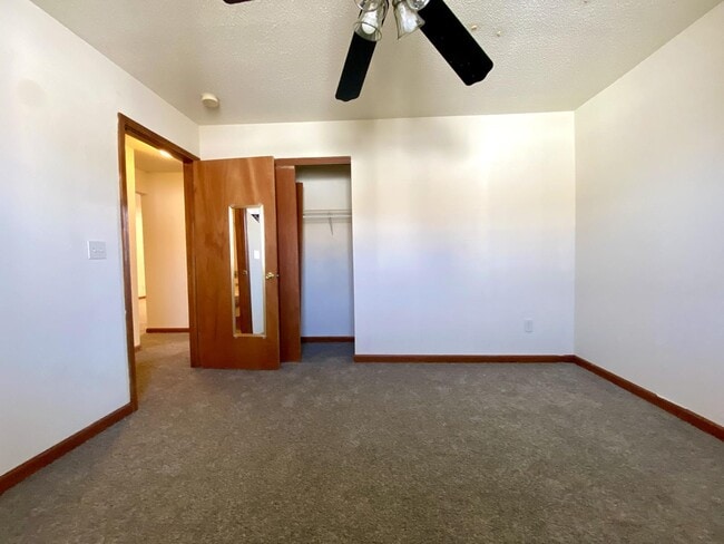 Photo - 75 Hillside Ln
