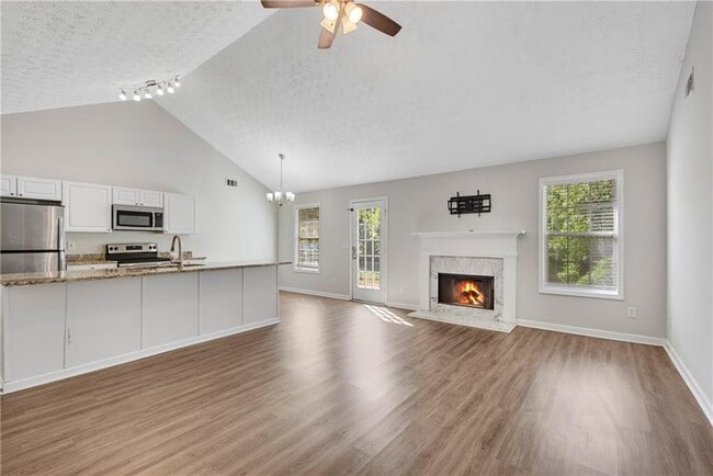 Photo - 250 Chardonnay Trace