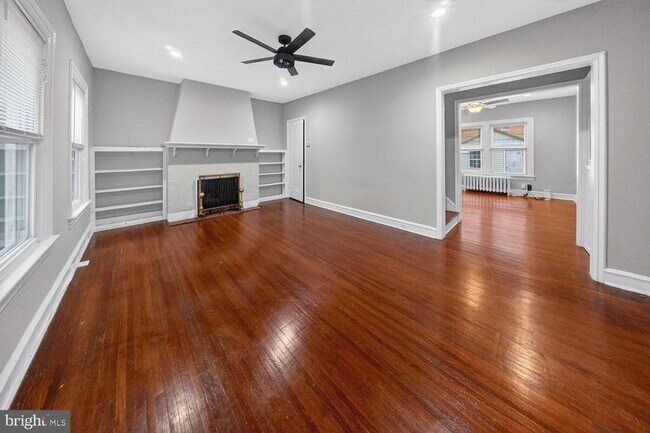 Photo - 1353 Kennedy St NW