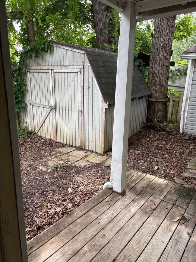 Photo - Duplex Unit 129 E. Walnut St.