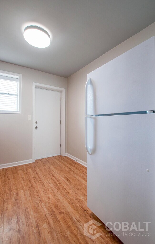 Photo - 271 Glen Iris Dr NE Unit 2b