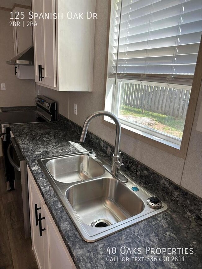 Photo - 125 Spanish Oak Dr