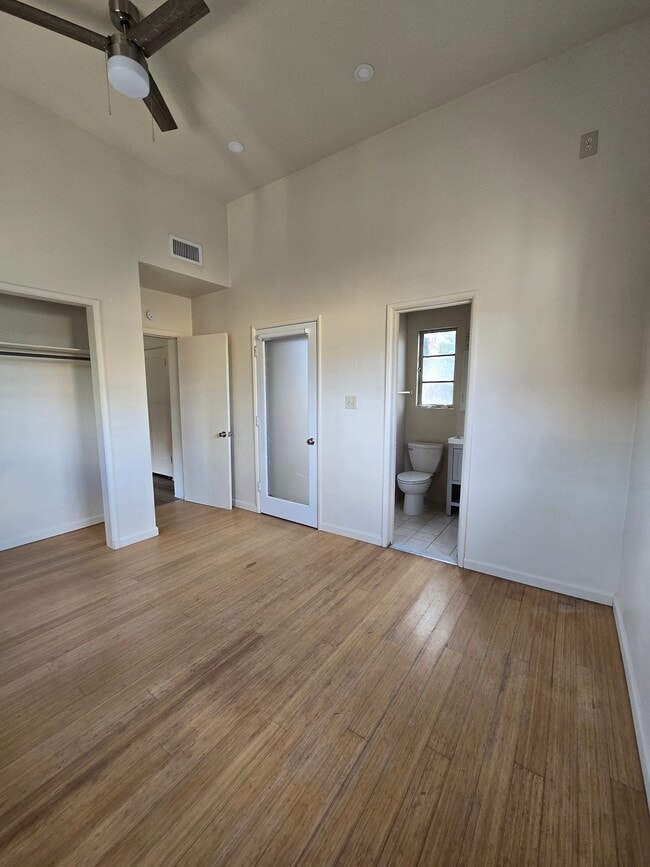 Photo - 528 N 1st Ave