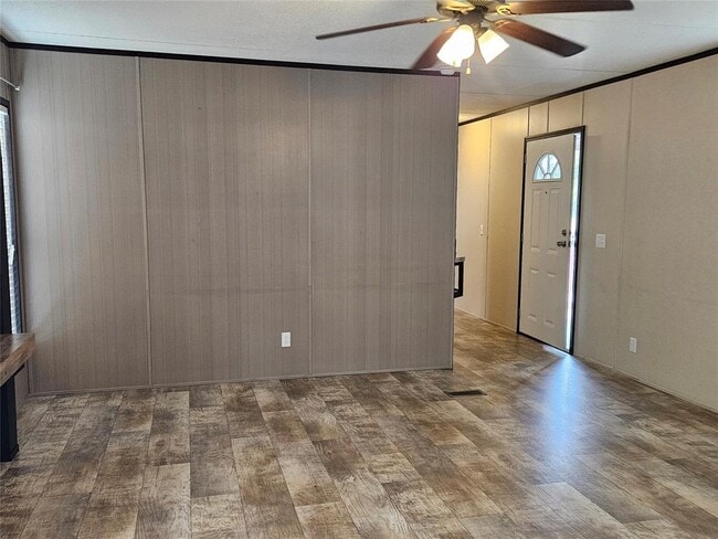 Photo - 136 Navasota Dr