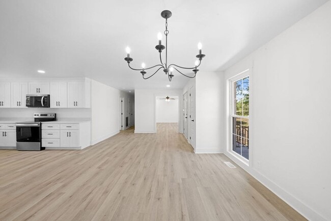 Photo - Remodeled 3 bd 2 ba rental in Southside!!