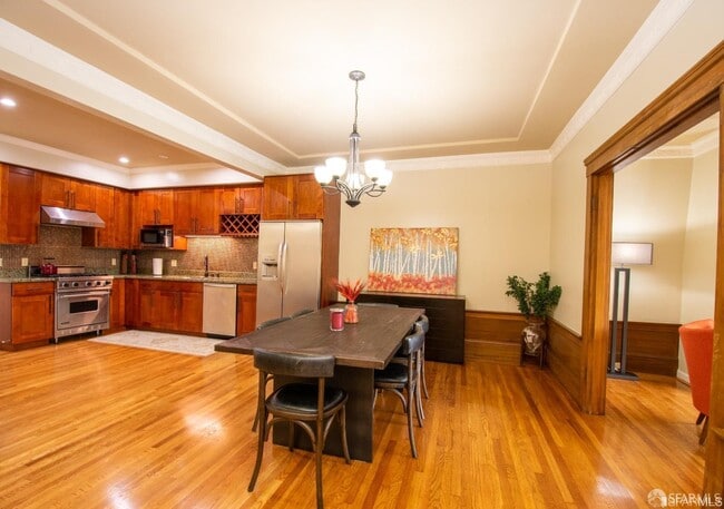 Photo - 1445 Lombard St