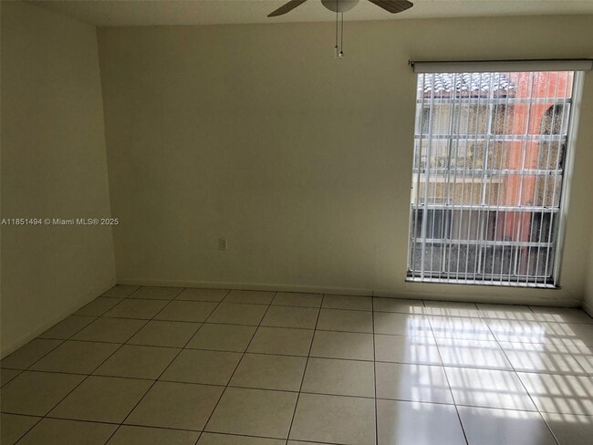 Photo - 10810 N Kendall Dr Unit Q-18