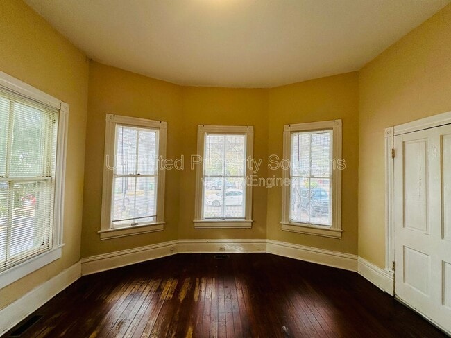 Photo - 108 N 8th St Unit A